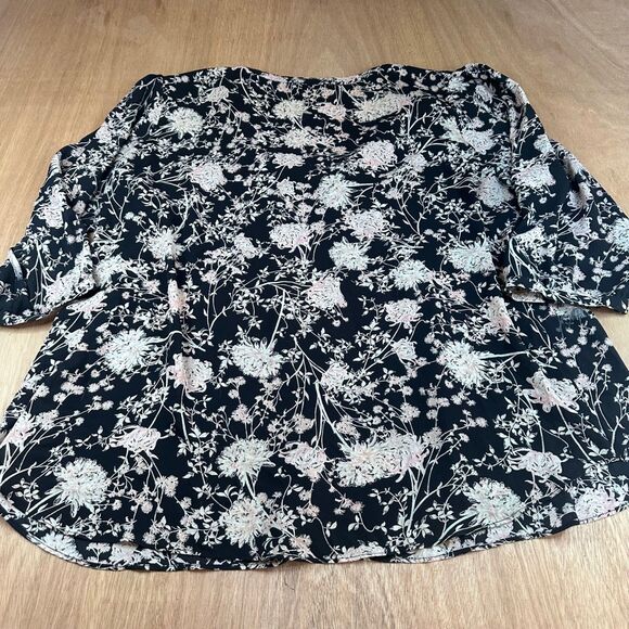 Rose + Olive Black Floral Blouse Women’s 3X Smocked Front Flow Top - Picture 1 of 5